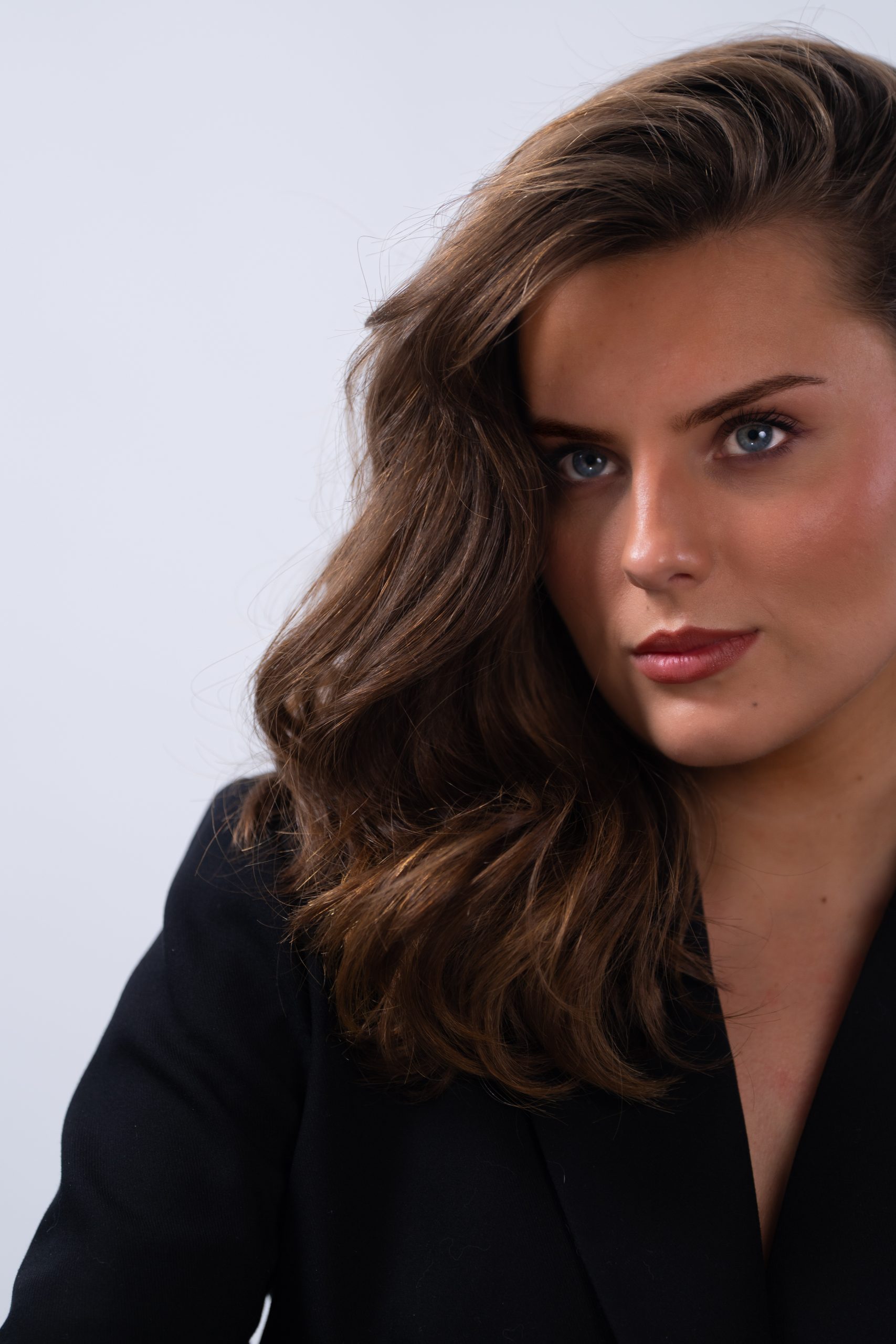 Helena, portrait en lumière